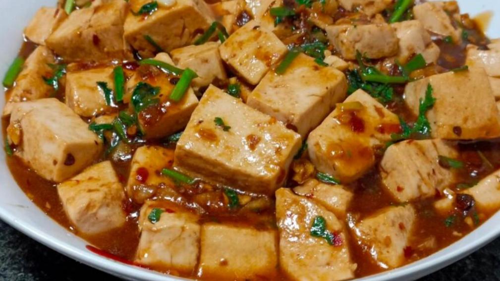 鲈鱼|儿媳妇花了60块钱做了一顿晚饭，婆婆一口没吃，网友：老人吃不下