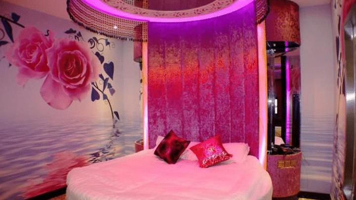 情侣|为何情侣酒店中几乎都是圆床？在日本最先兴起，向艺术经典致敬