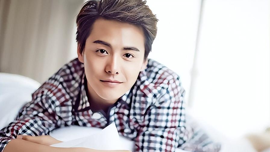 马天宇|马天宇买大米上热搜，成东方甄选榜一大哥，网友：果然社会我宇哥