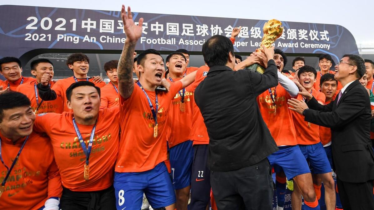 中国足协|国际足联做出处罚！禁止三家中国球队引援，足协已经开出“绿灯”