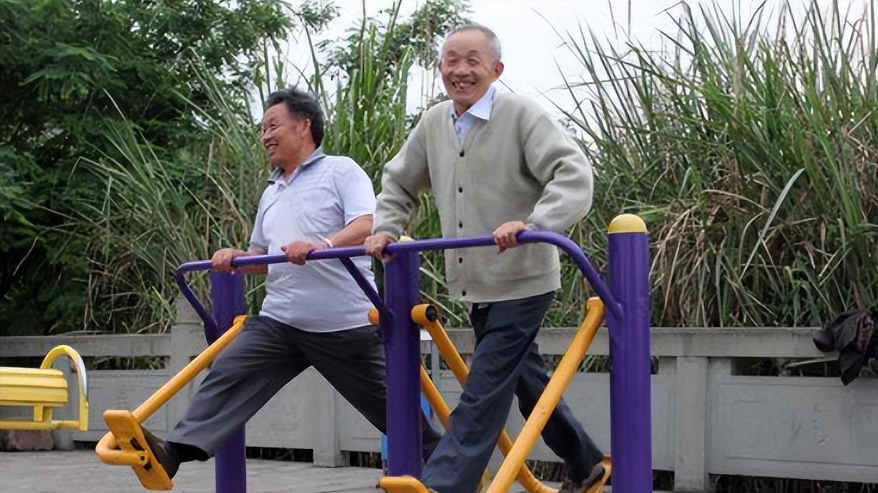 长寿|晨起后，夫妻爱做这3件“增寿”事，长寿可能会和我们“打交道”