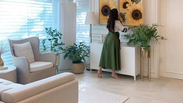 115一楼带院子，搭上廊架、种上花草绿植，住起来也是蛮舒服的