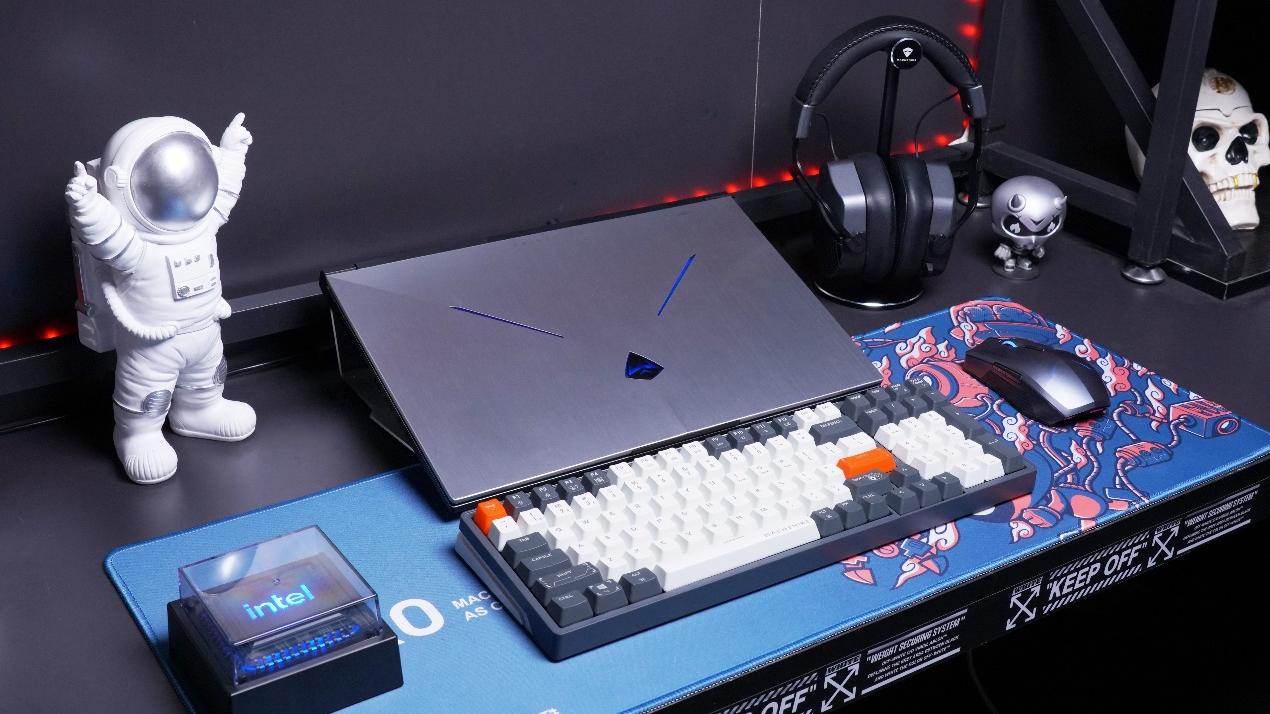 CPU|掌控胜利 迎来曙光 机械师曙光15评测，带来哪些惊喜？