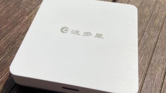 |为什么很多人选择电视盒子？升级简单功能齐全是选择电视盒子理由