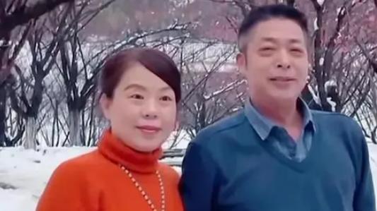 奇奇|田舅舅与外甥比赛掰手腕，悦悦金耳坠抢镜，网友：从小就不学好