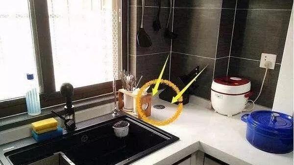 越来越多人不在厨房装插座了，现在都流行这么装，太实用了