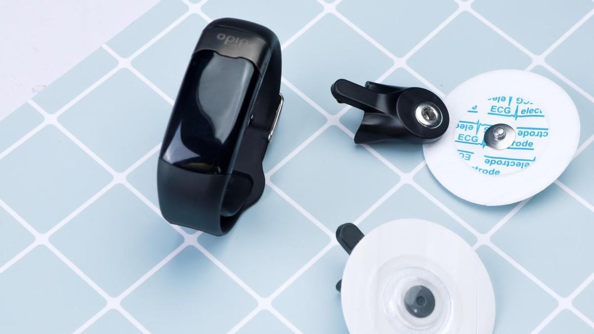 dido|健康护身环，让你更懂得爱护自己，dido医疗级智能手环