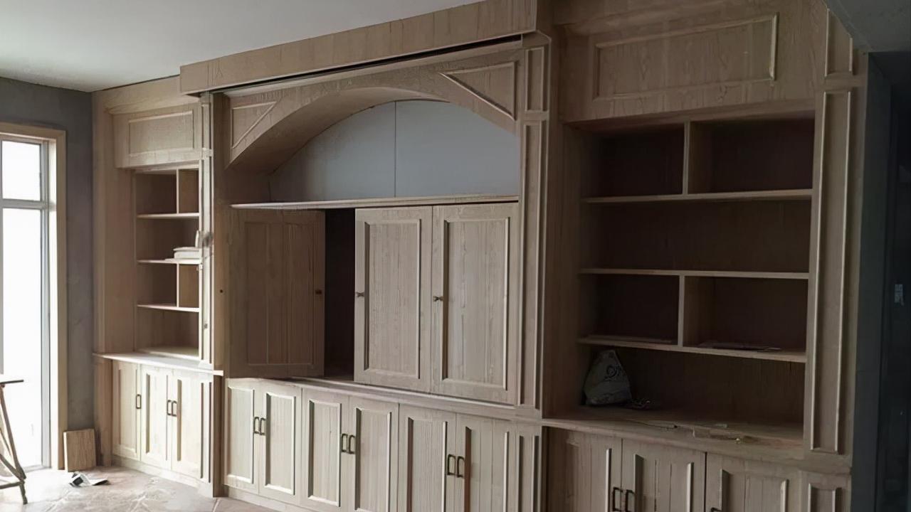 这次装修把全屋装满了柜子，光人工费3万多，师傅就这手艺值吗？