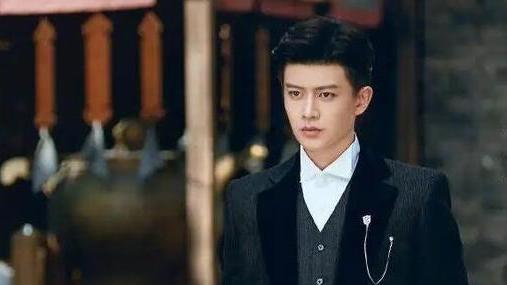 任嘉伦|任嘉伦再次带来好消息，与大1岁女神出演情感剧，剧情有甜有虐