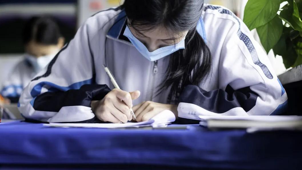 中国家办绿皮书|教育部传出好消息，对“学历歧视”的第一学历，将不再限制专科生