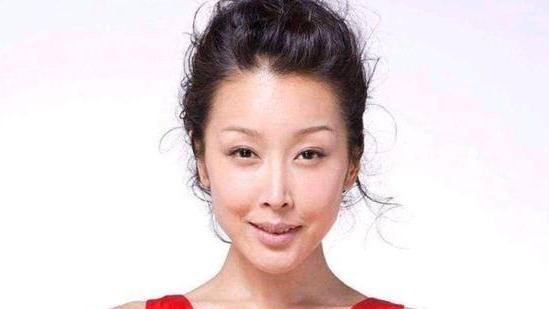 春晚|芒果台春晚，周深正能量歌唱生活，孙悦惊喜亮相联唱五首代表作