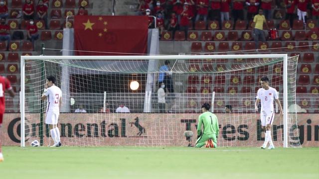 国足|尴尬 ！国足回国隔离到处遇阻，苏州上海后成都也拒绝接待