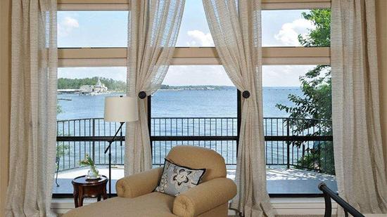 窗帘还在用轨道杆和罗马杆？这2种设计已经过时了，赶紧换掉吧！