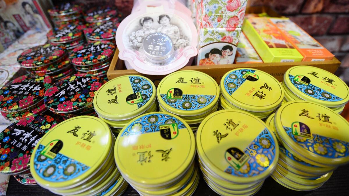 补水 被包装耽误的老国货，个个都有真本领，可惜很多年轻人却没见过 。