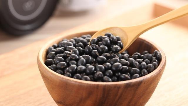 黑豆|黑豆和“它”是最佳搭配，若能坚持吃，或许肾补满，血管也干净了