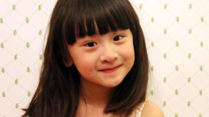 田雨橙|森碟13岁已经是模特身材， 颜值也很高