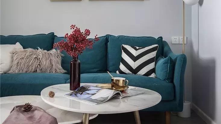 92㎡北欧小三居完工，餐厅直接设在厨房，温馨接地气！