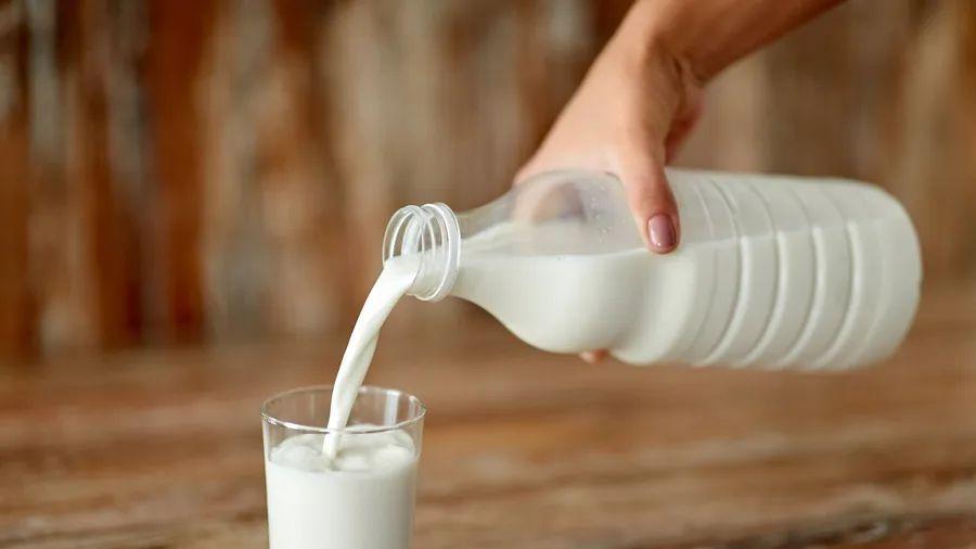 社区卫生服务中心|北大学者发现，经常喝牛奶，增加中国人肝癌和乳腺癌风险