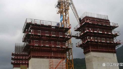 墩柱封闭式翻模施工