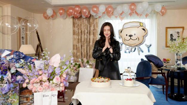 刘诗诗|古装女神，人淡如菊的气质，35岁庆生美翻全场，笑容甜美乐开了花