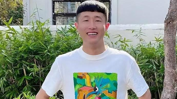 |罗金宝直言跟巴子闹掰才有了今天的张二嫂，球球曾与追求者吃饭。