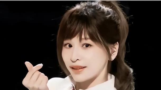 汤唯|王心凌一夜屠榜，中年老粉买下了芒果超媒，芒果高层态度转变