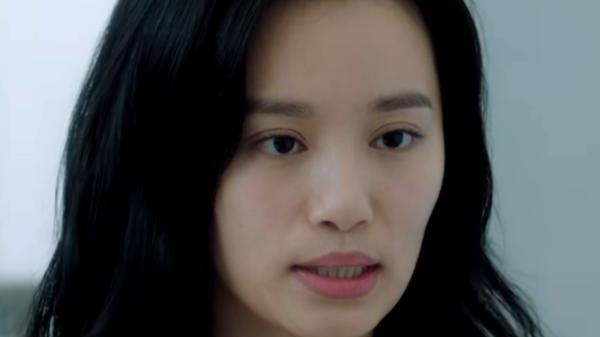 王禛|《盛装》又见王禛，素颜出镜让人认不出，但演技进步很大