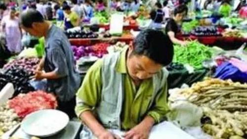 招聘|当代“打工人”现状：45岁企业不招，50岁菜都卖不了？原因很现实