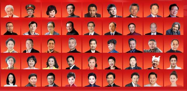 陈道明|67岁陈道明登上新闻联播，坐前排讲话地位高，冯巩全程低调做笔记