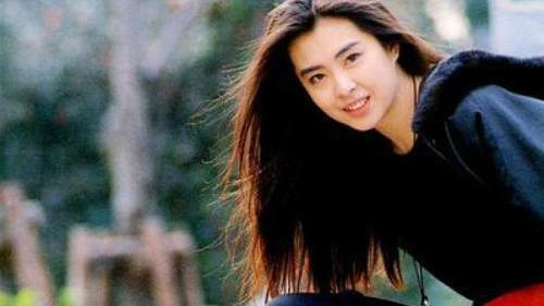 成龙|香港公认的十大巨星排行，成龙 只能排名第三，第一当之无愧