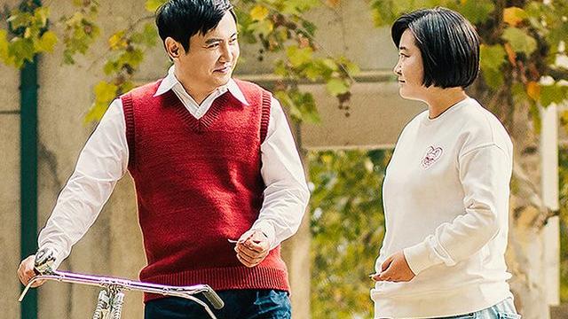 春晚|贾玲在央视春晚演张小斐的妈，是《李焕英》“番外”吧？可惜沈腾没演