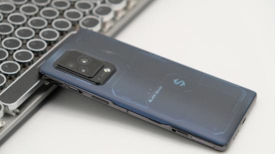 黑鲨5|黑鲨5 Pro游戏手机评测：全面无短板