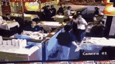 因两年前同学会上的一句话，学霸千里赴京行凶，杀害中科院高材生