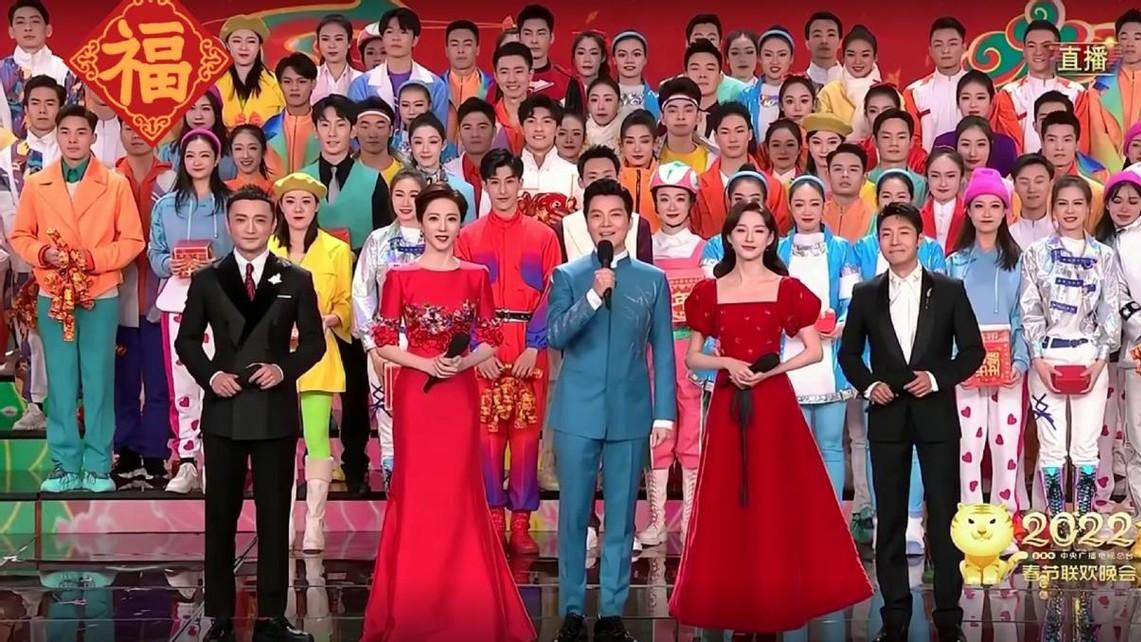 马凡舒|马凡舒：从体育文化主持人到央视春晚主持人，她到底是什么来头？