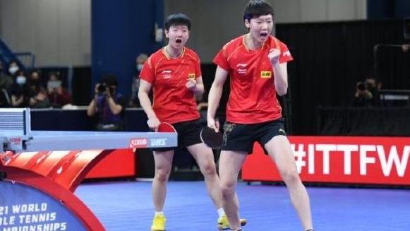 孙颖莎|3-0！国乒一姐4连胜！孙颖莎大爆发+3线开花，搭档王曼昱=女双8强