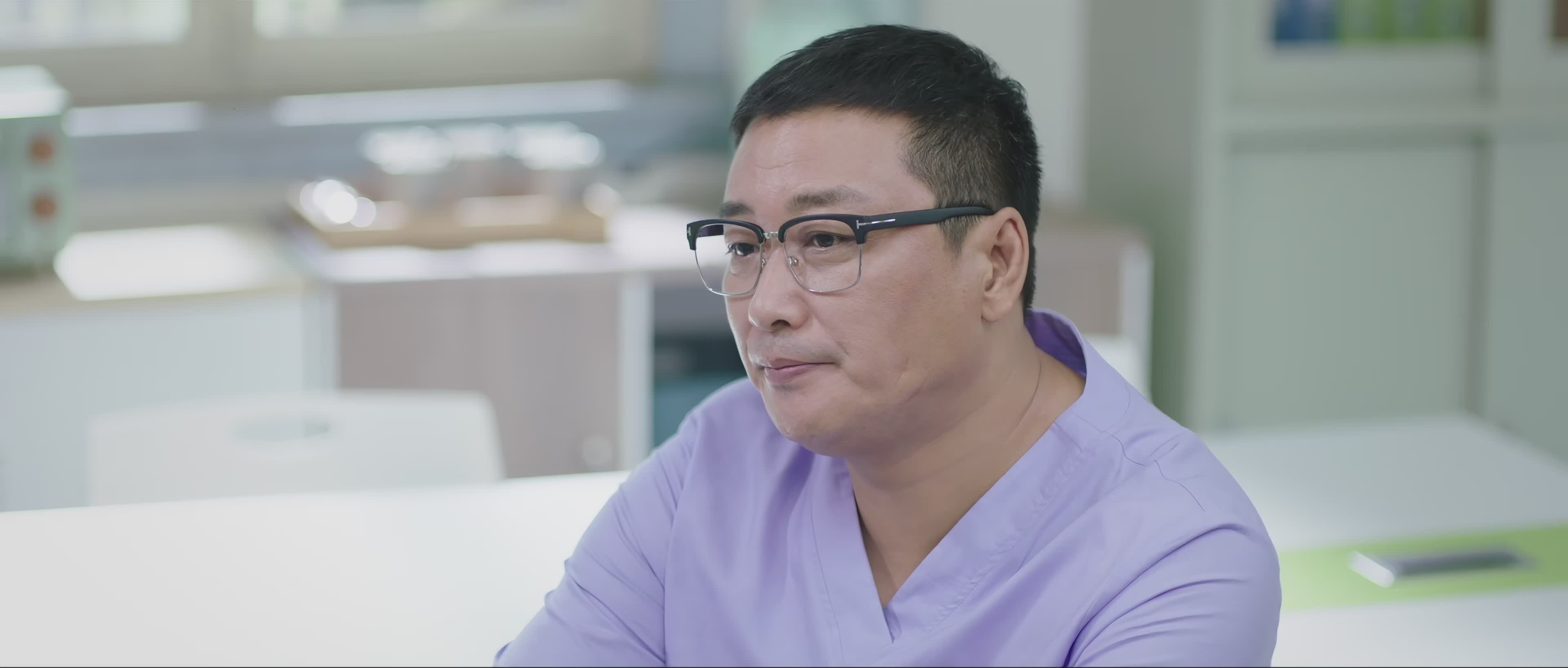 法医秦明|《法医秦明》彪哥也是一名出色的法医，为何还要借调秦明