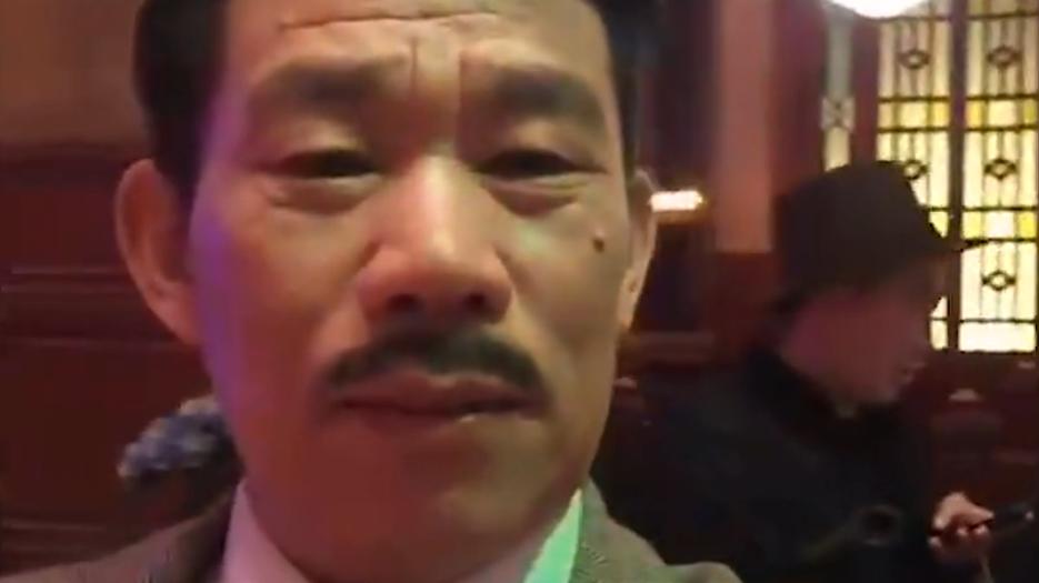 亮剑|因为《亮剑》导演组太穷，导演拉了个司机来演，没想到竟捧红了他