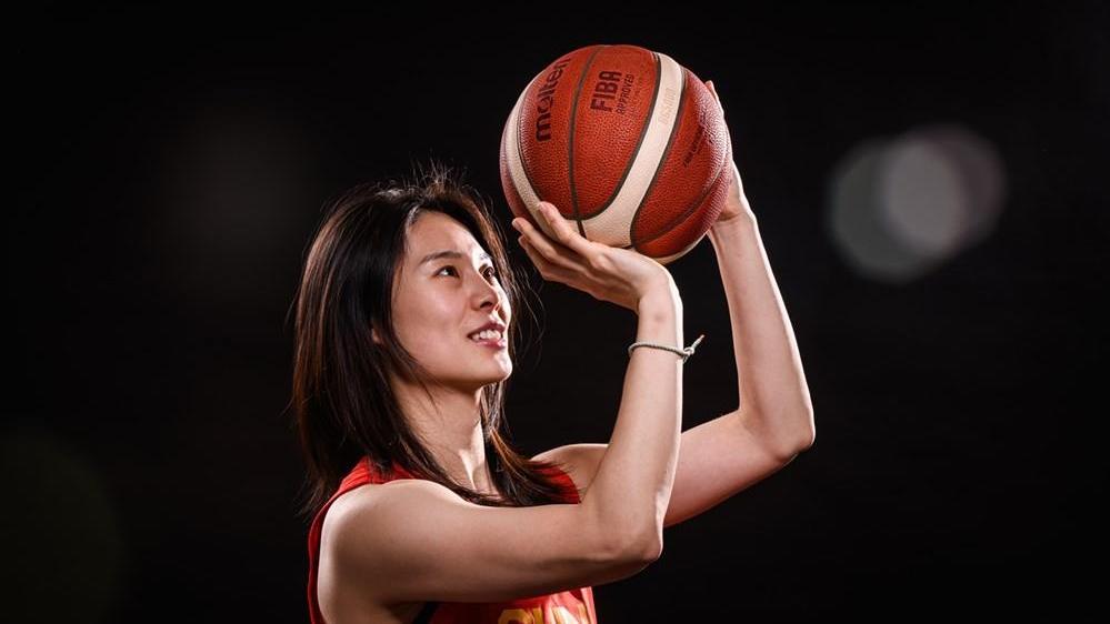 黄思静|黄思静狂砍30分7板6助，从奥运会“罪人”到世预赛赛区MVP