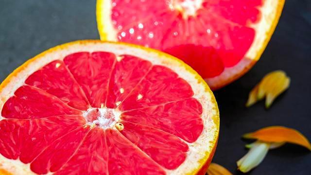 柚子|服药吃柚子，会吃出肌肉溶解？别再道听途说！本文讲出实情