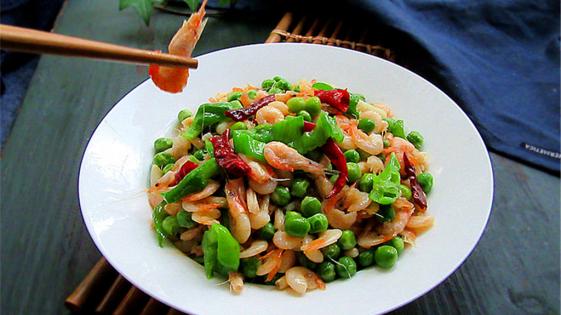 肉桂|清爽小河虾，好吃到停不下来，很家常的炒菜