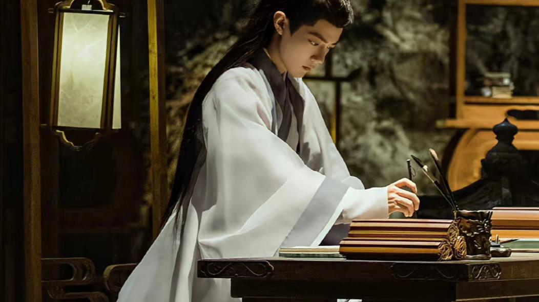 肖战|肖战粉丝太幸福了！肖战一天多次营业，绘图、视频还有推广！