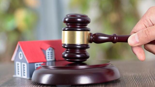 惊出冷汗：购买四年的房子，进门发现被人装修入住！谁干的？