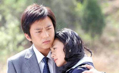 郭襄|邓超单方面发文宣布其工作室解散，对其事业有何影响？