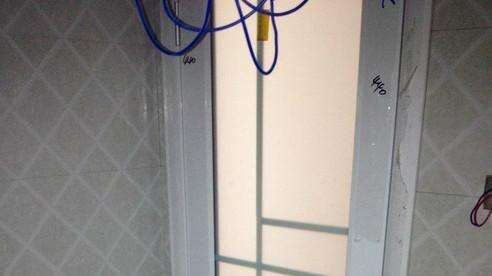 卫生间门究竟用铝合金好还是塑钢好？我家装错差点被坑好多钱！