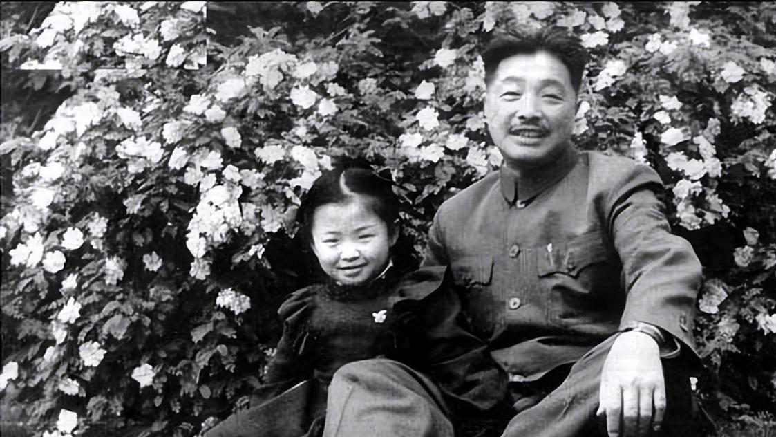 1975年贺捷生给毛主席写信，请求寻找贺龙遗骸，主席看后流泪同意