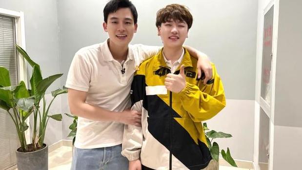 |赖神也来八卦转会期，曝出了一个重磅秘密，水友：你是认真的？