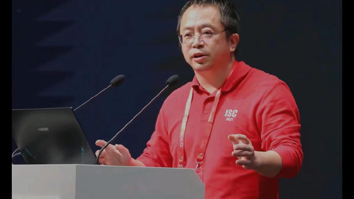 奇虎360|周鸿祎：360不像微信支付宝一样，知道你的聊天记录购买记录