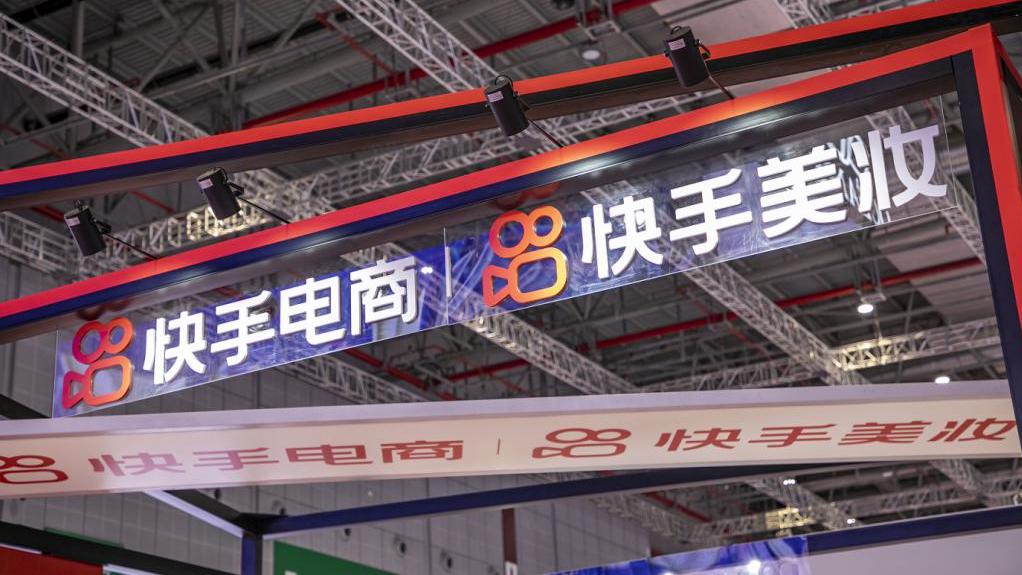 快手视频|TikTok已是“全球第一”，而快手还是留不住外国“老铁”