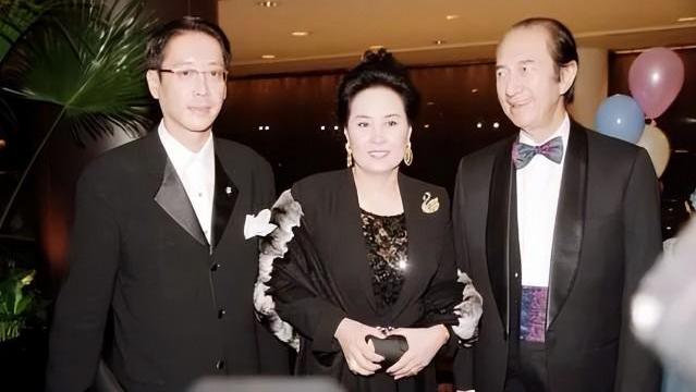 陈赫|24小时之内7个瓜，陈赫被实名举报，女演员被小10岁老公刺伤