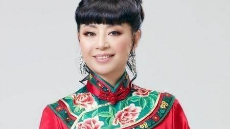 殷秀梅|1987年，31岁的殷秀梅与歌唱家程志结婚